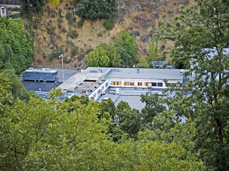 Legendary Lookout Mountain Studio Homes of the Rich