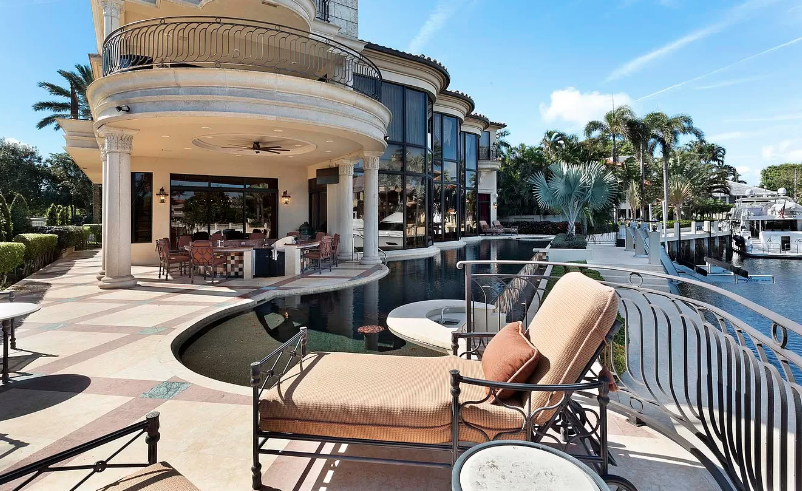 8 Million Mediterranean Style Waterfront Home In Boca Raton, Florida