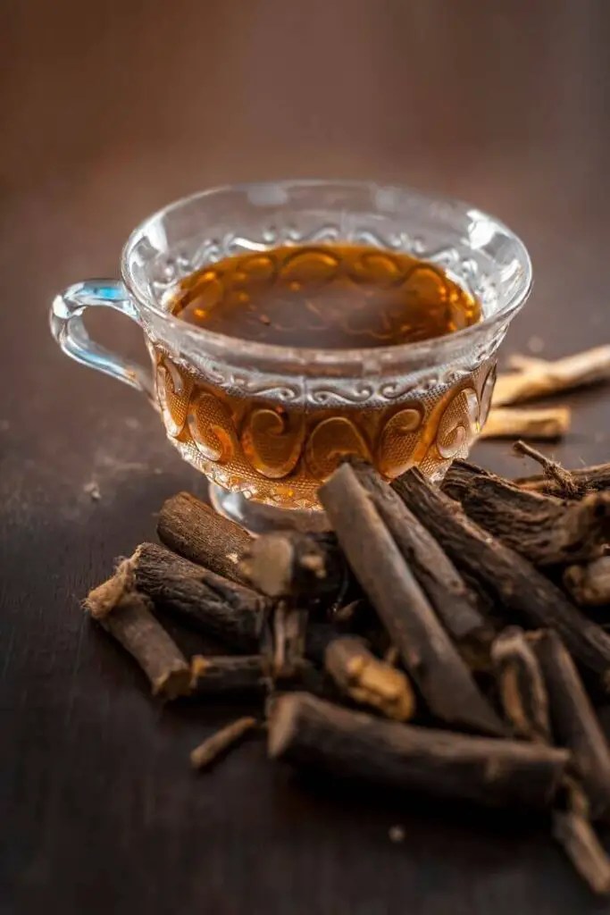 17 Sore Throat Remedies in Your Kitchen
