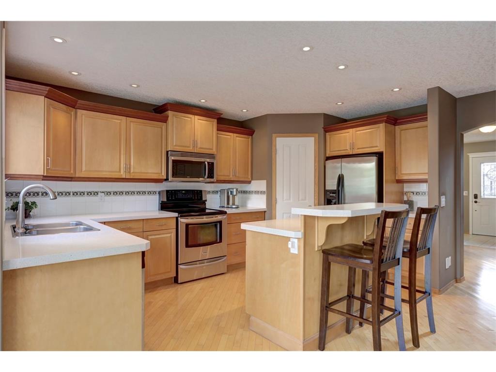 Home for Sale in McKenzie Lake, Calgary, Alberta HomestocHomestoc