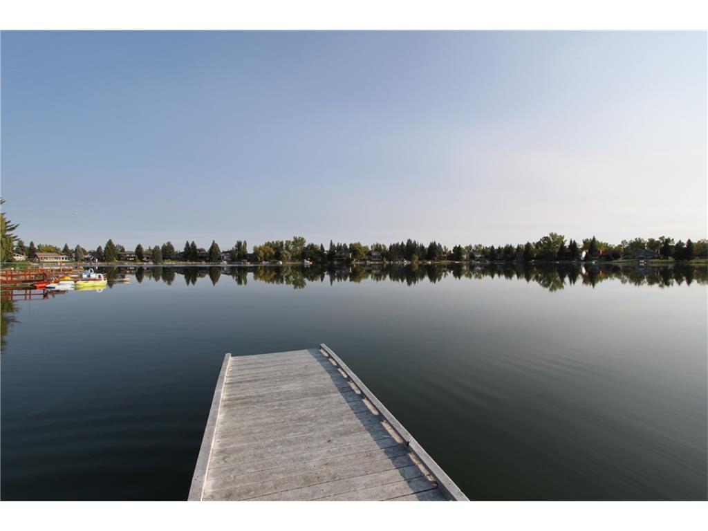 Spacious townhouse in the beautifully kept secure gated complex of