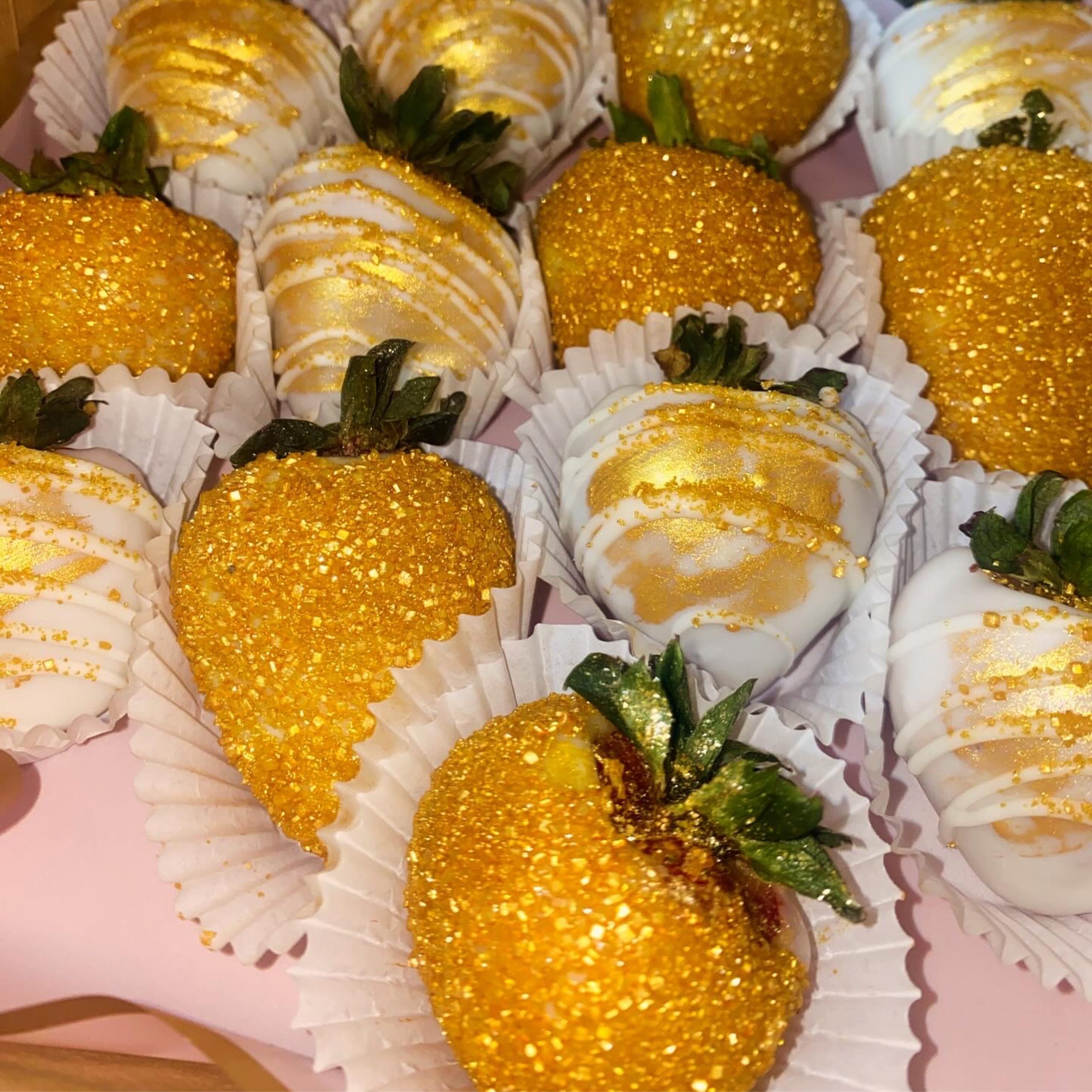 12pc Golden Berry Set Home Sweets Bake Shop