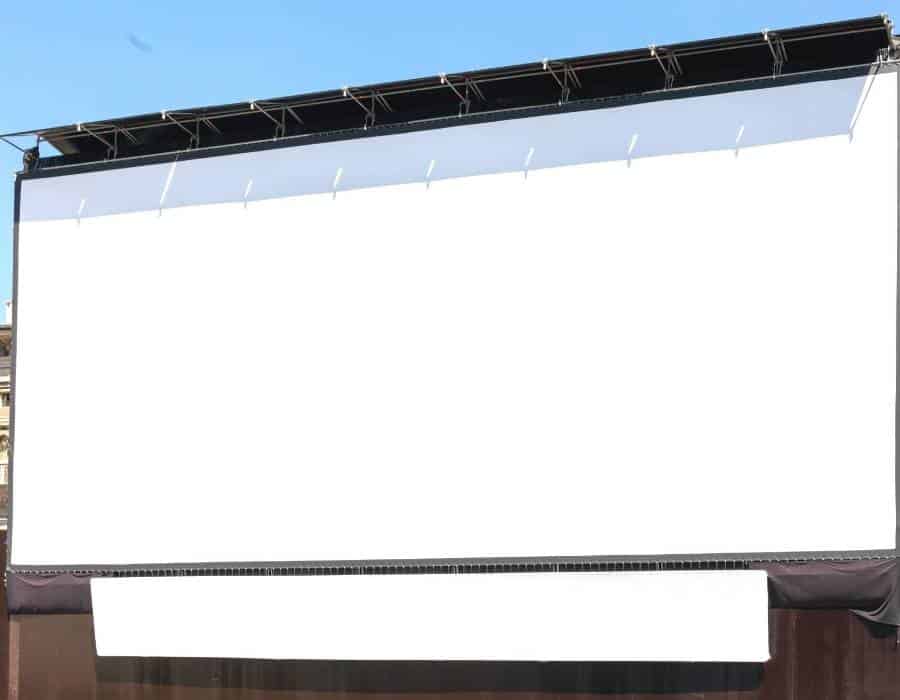 8 Best Materials For Outdoor Projector Screen