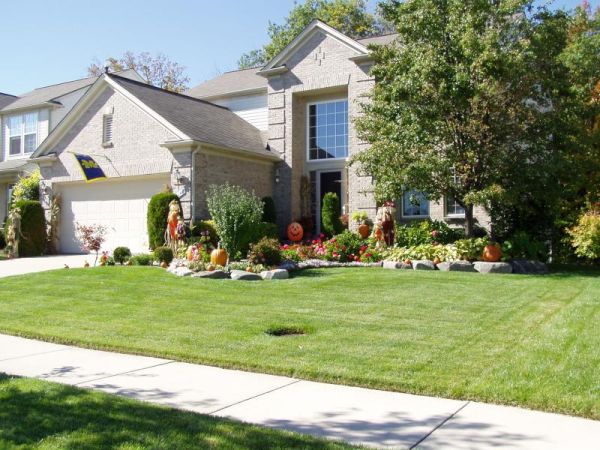 6 Front yard landscaping ideas for your home - HomeTone.org