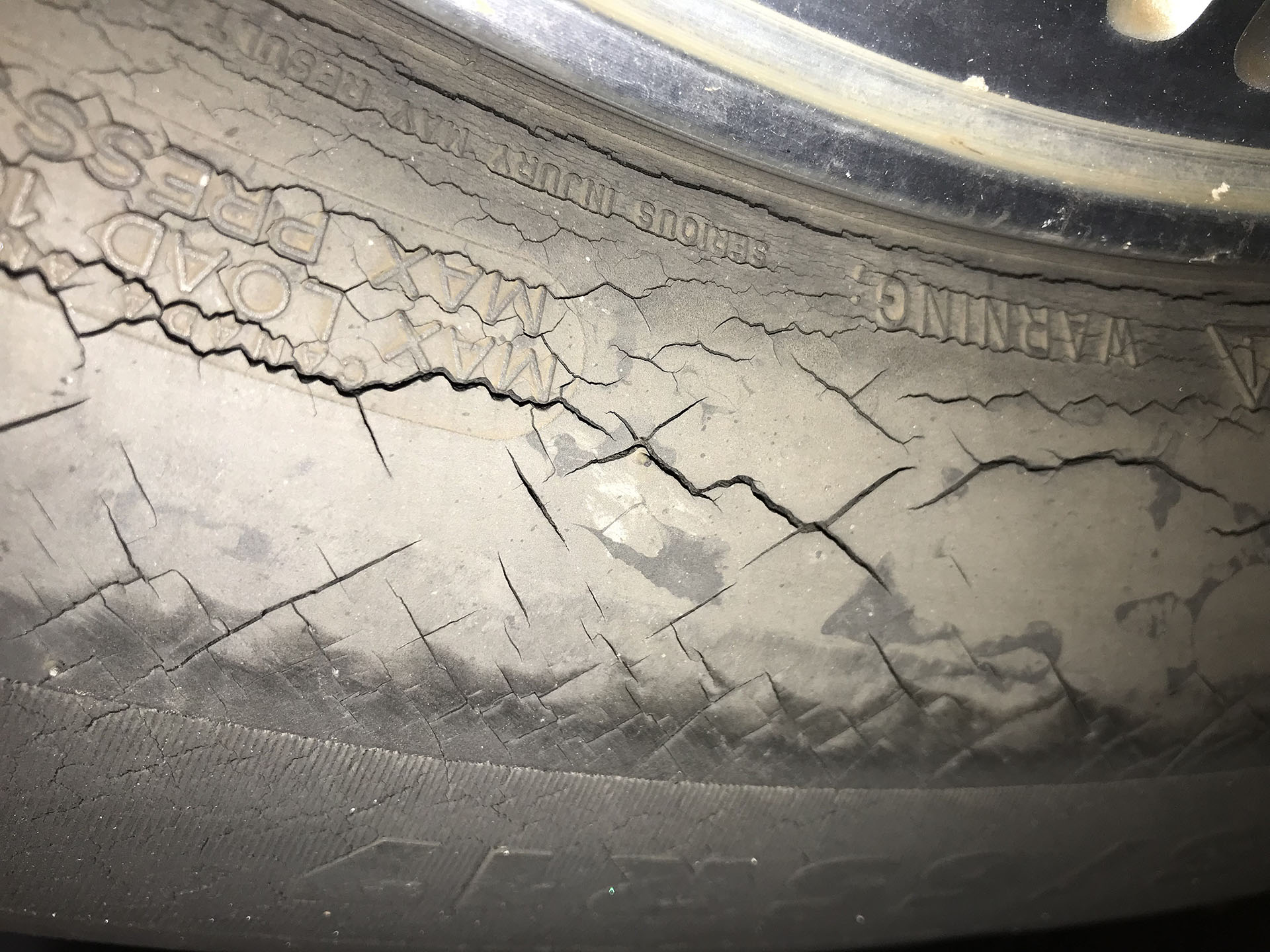 When to replace tires