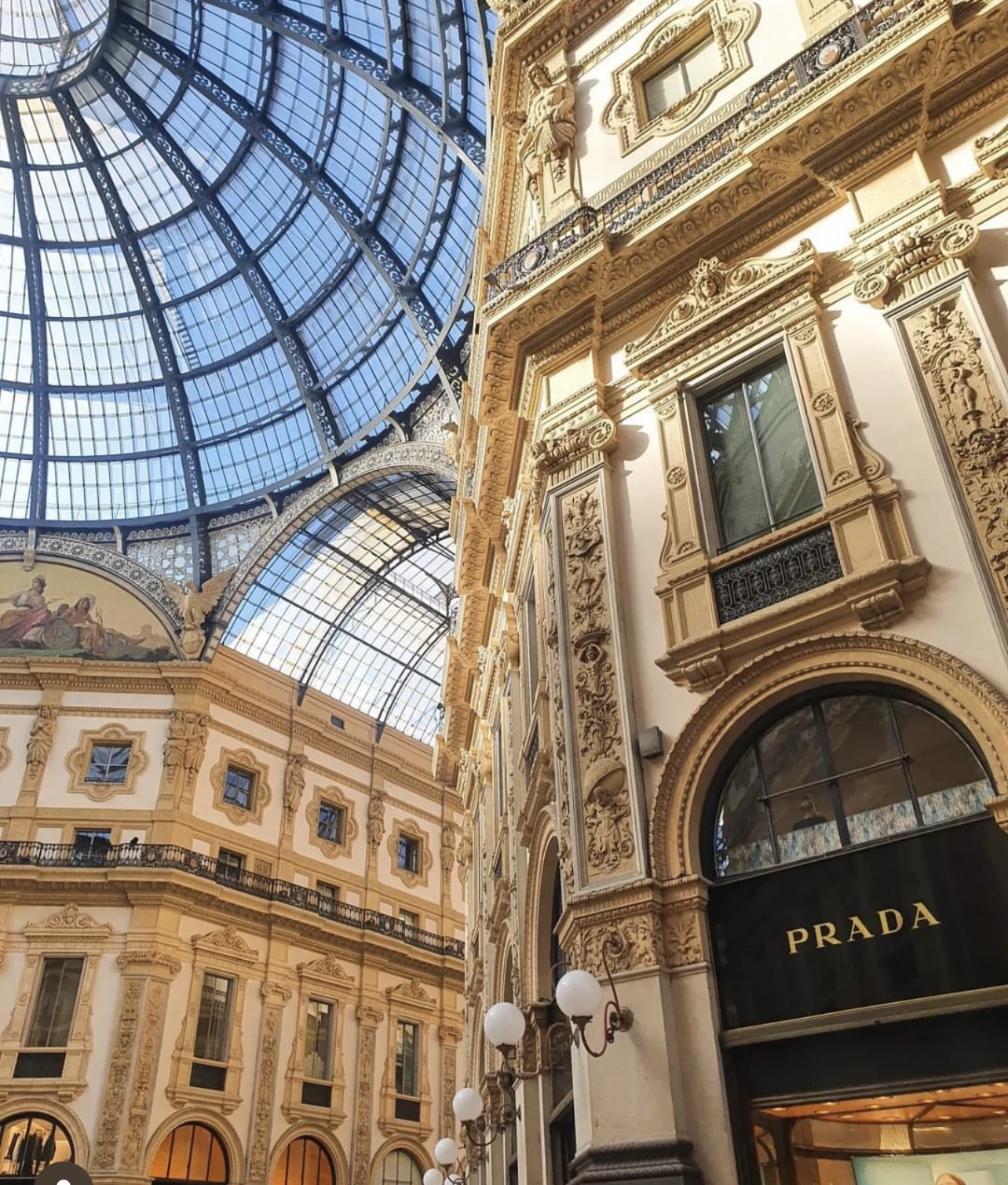 5 top places to do luxury shopping in milan