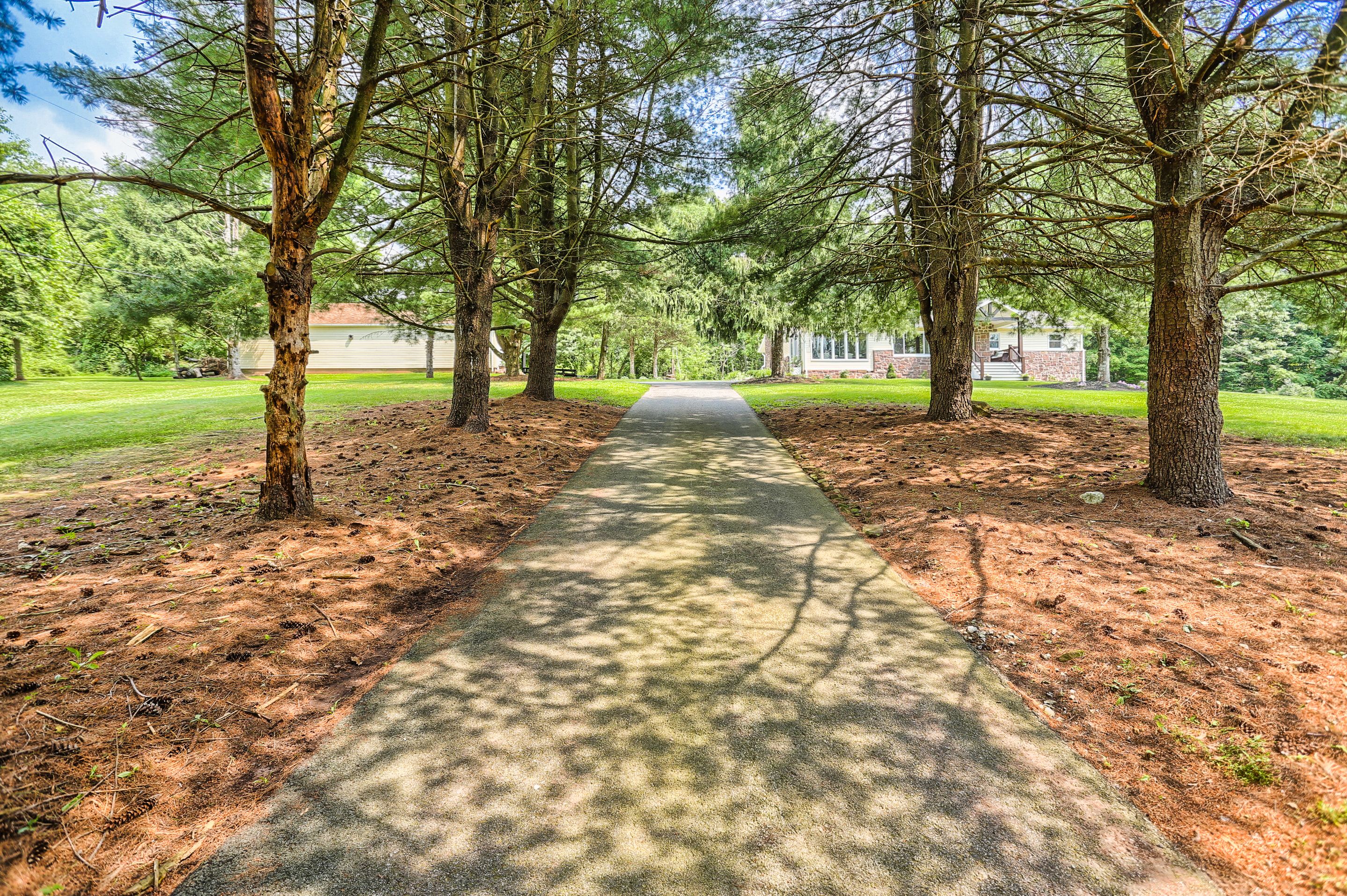 New Listing Dover SchoolsStone Rancher on 6 Acres Home with Russ