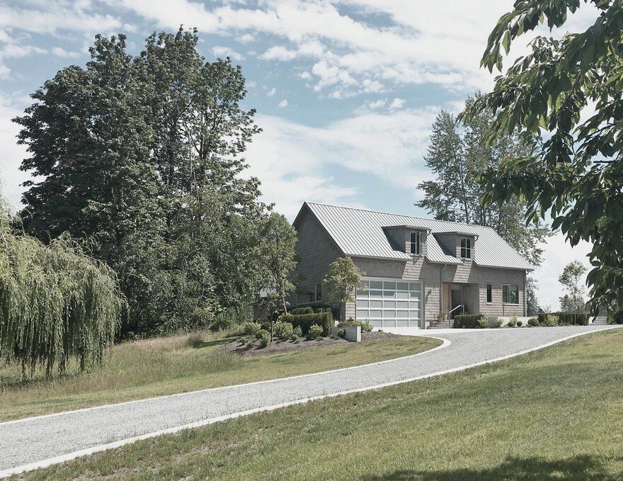 LightFilled Country Ranch in Rural British Columbia