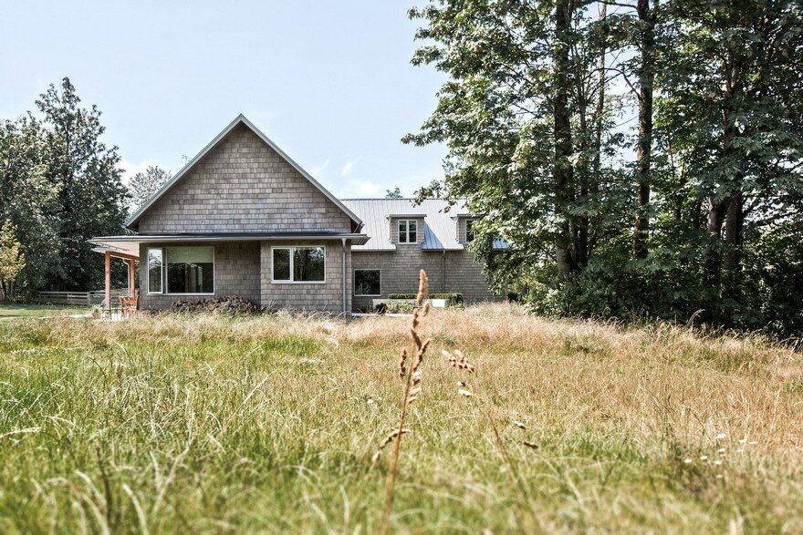 LightFilled Country Ranch in Rural British Columbia