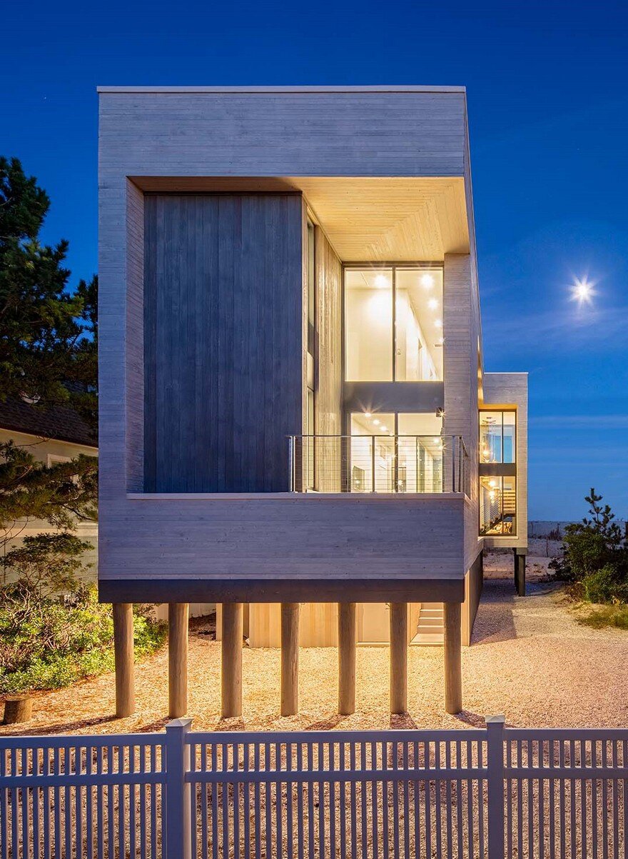 Beachfront House in New Jersey Designed for a Family of Five