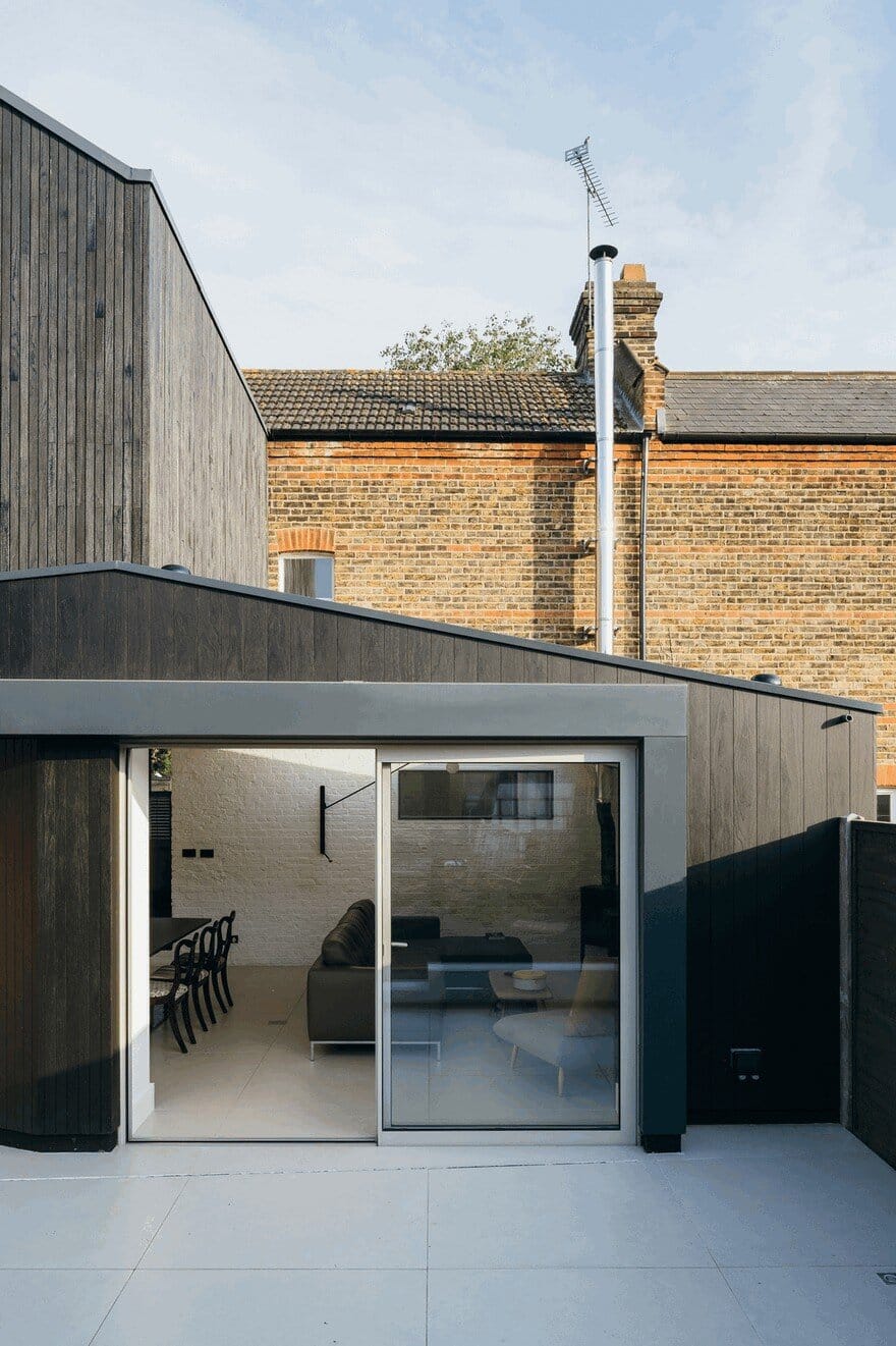 Black Ridge House / Neil Dusheiko Architects