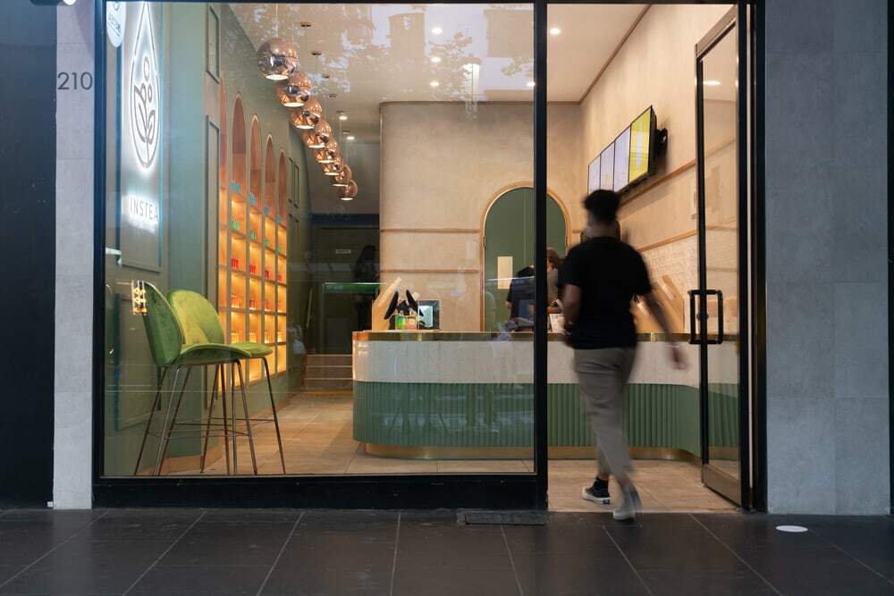 INSTEA Bubble Tea Store A Design Exploration in User Engagement