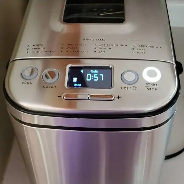 Cuisinart Bread Maker (Tested & Reviewed) Homeyas