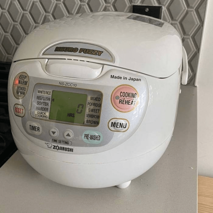 Zojirushi Neuro Fuzzy Rice Cooker (Tested & Reviewed)