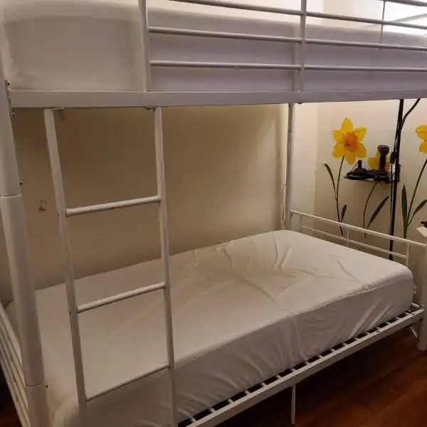 Walker Edison Urban Loft Bed (Tested & Reviewed)