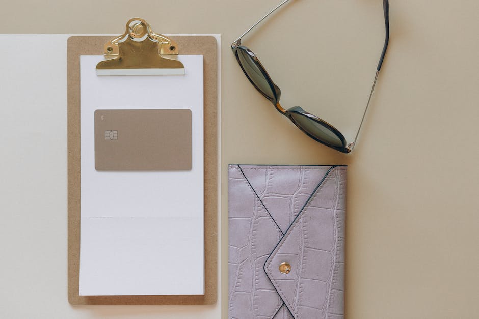 What Is A Passcase Wallet Homey Gears