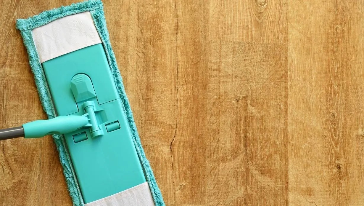 How to Shine Laminate Floors Quick and Easy