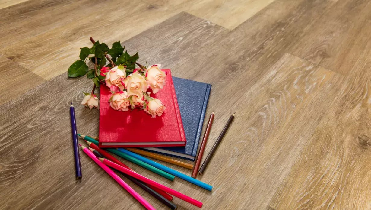 Mohawk Laminate Flooring Reviews 2023 Pros and Cons