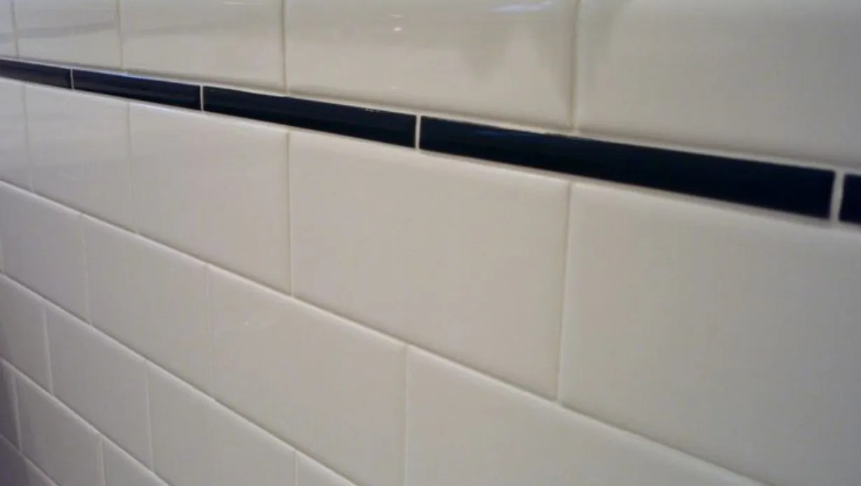 Is Bullnose Tile Outdated? (Answered)