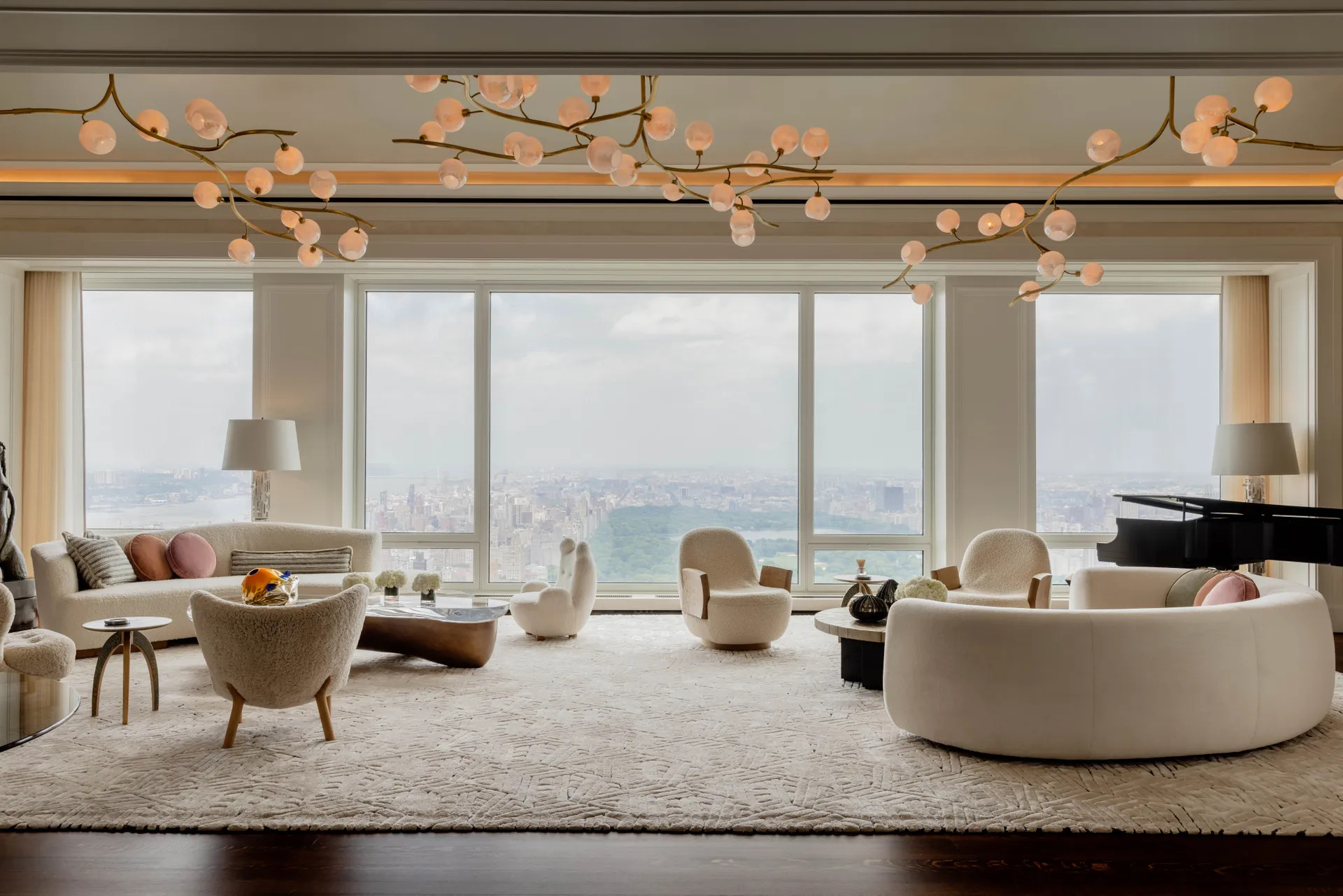 Lois Robbins' Modern Apartment In Central Park