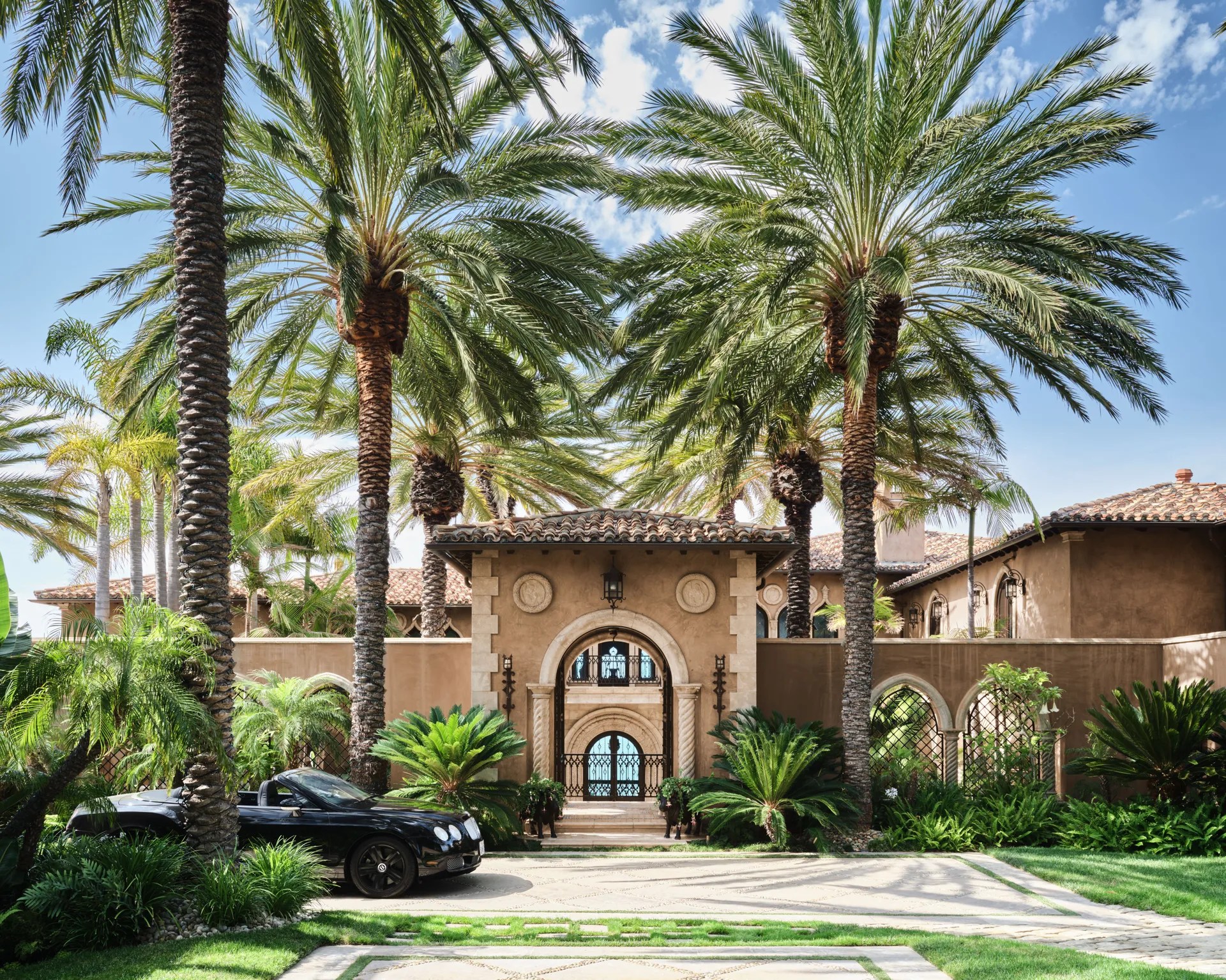 Get All The Details Of Cher's Malibu Home In Maximalist Decor