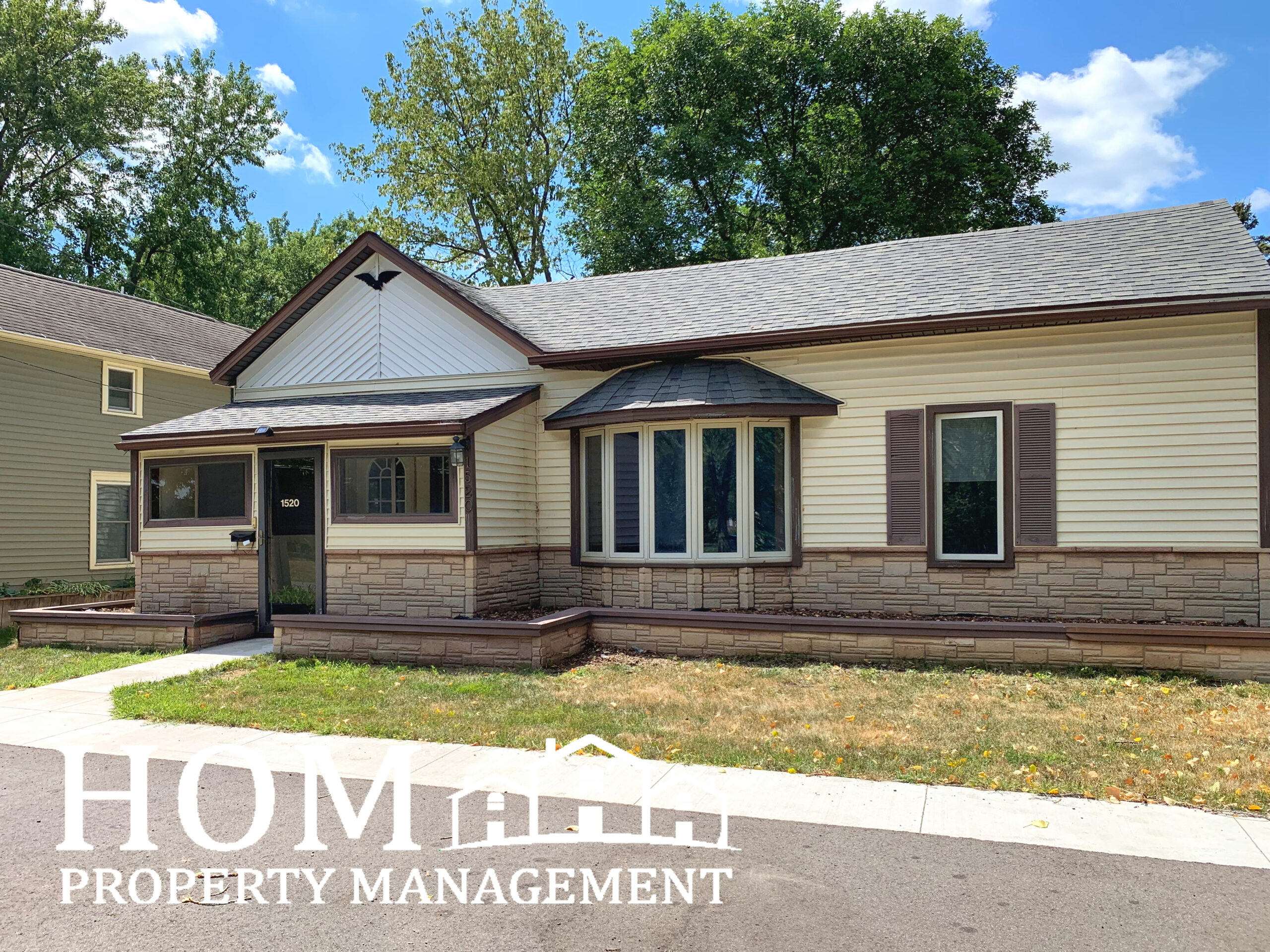 4 Bedroom 1520 4th Ave, Mankato MN Available August 2025 HOM