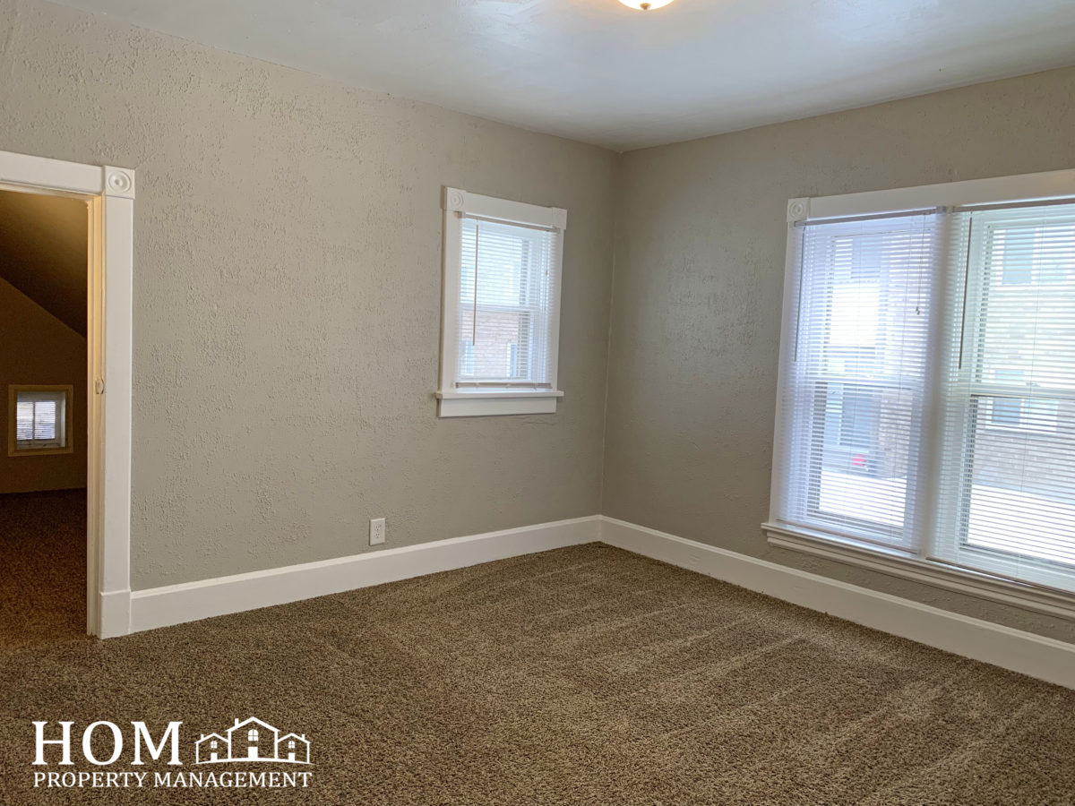 5 Bedrooms 431 N. 5th St, Mankato MN Available August 1, 2025 HOM