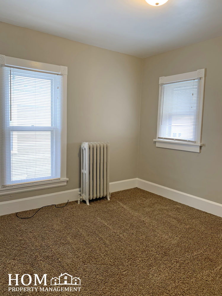 5 Bedrooms 431 N. 5th St, Mankato MN Available August 1, 2025 HOM