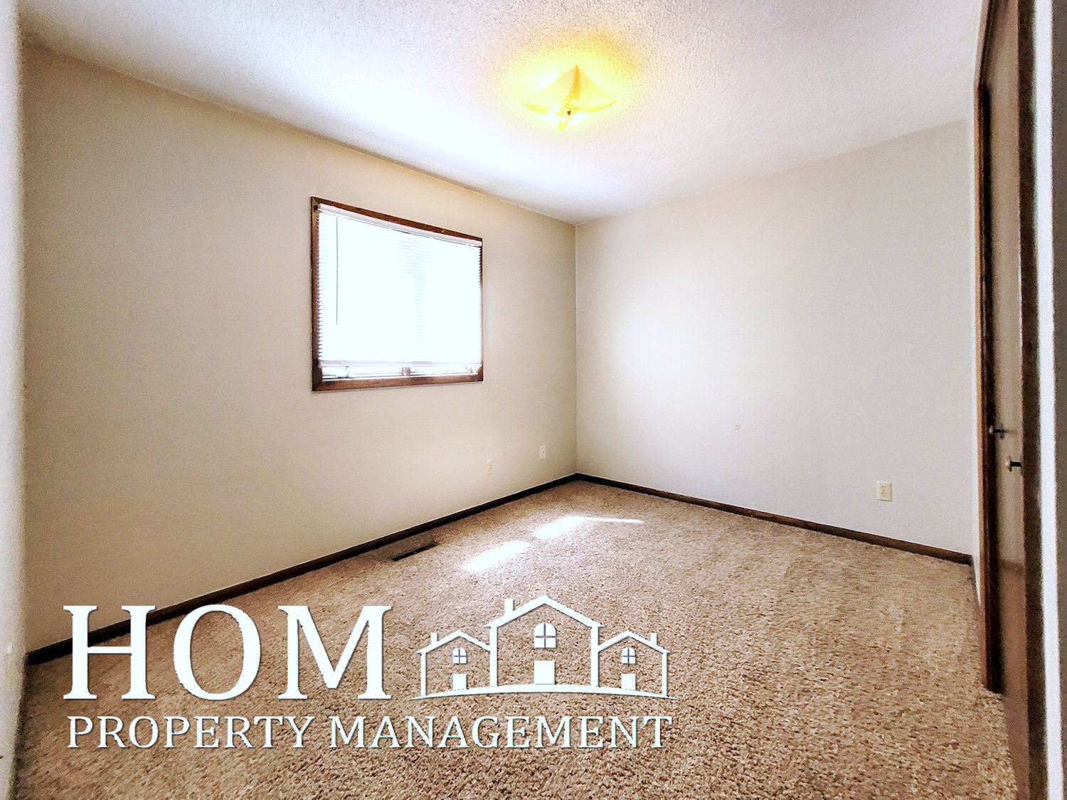 2 Bedroom 535 N 4th St. 4, Mankato MN Available October 2025 HOM