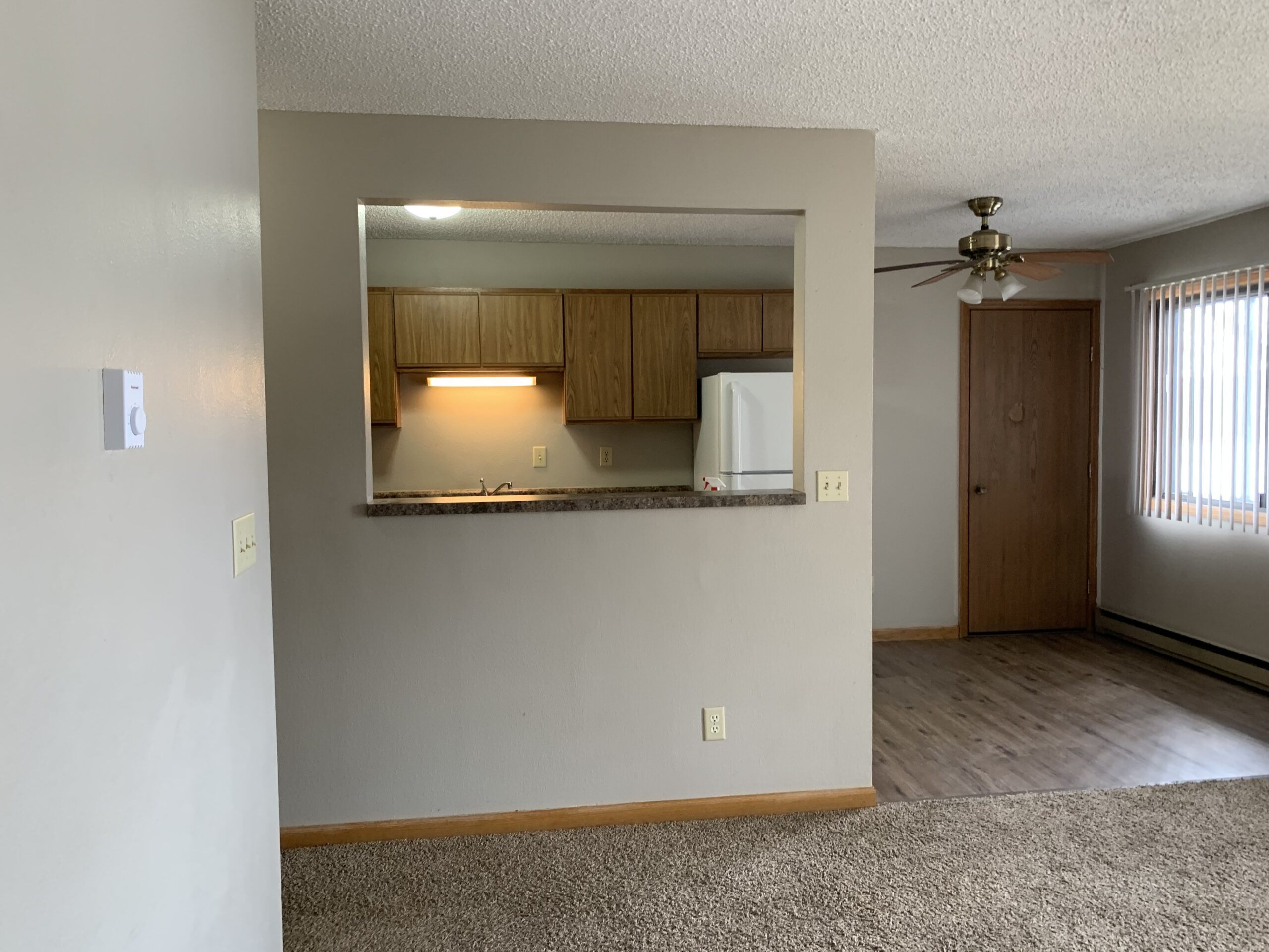 2 Bedroom 131 W Lind St. 7, Mankato MN Available April 2025 HOM