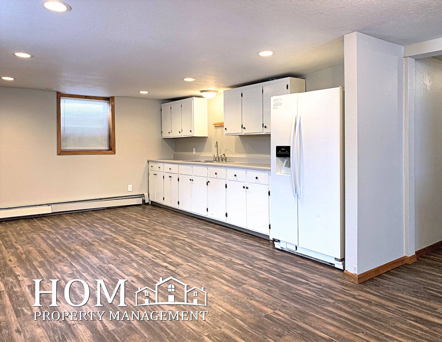 3 bedroom 306 James Ave 1. Mankato MN Available July 2025 HOM