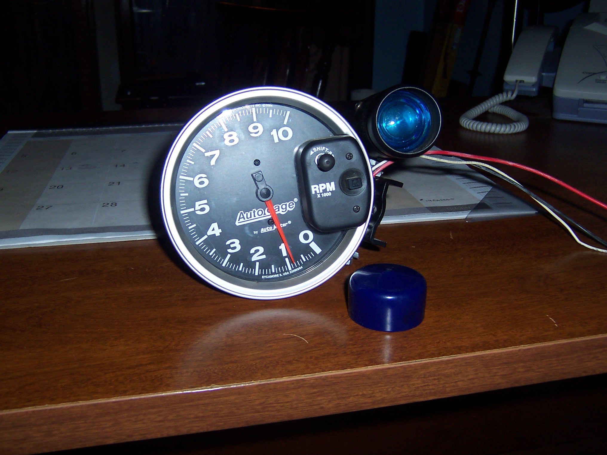 PA 5 Inch Tach with blue shift light / Autometer