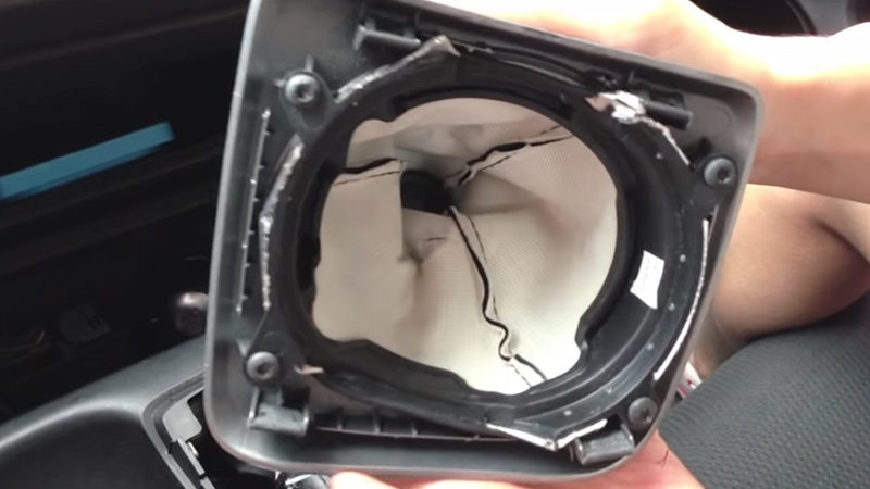 How To Change Shift Boot? - Honda The Other Side