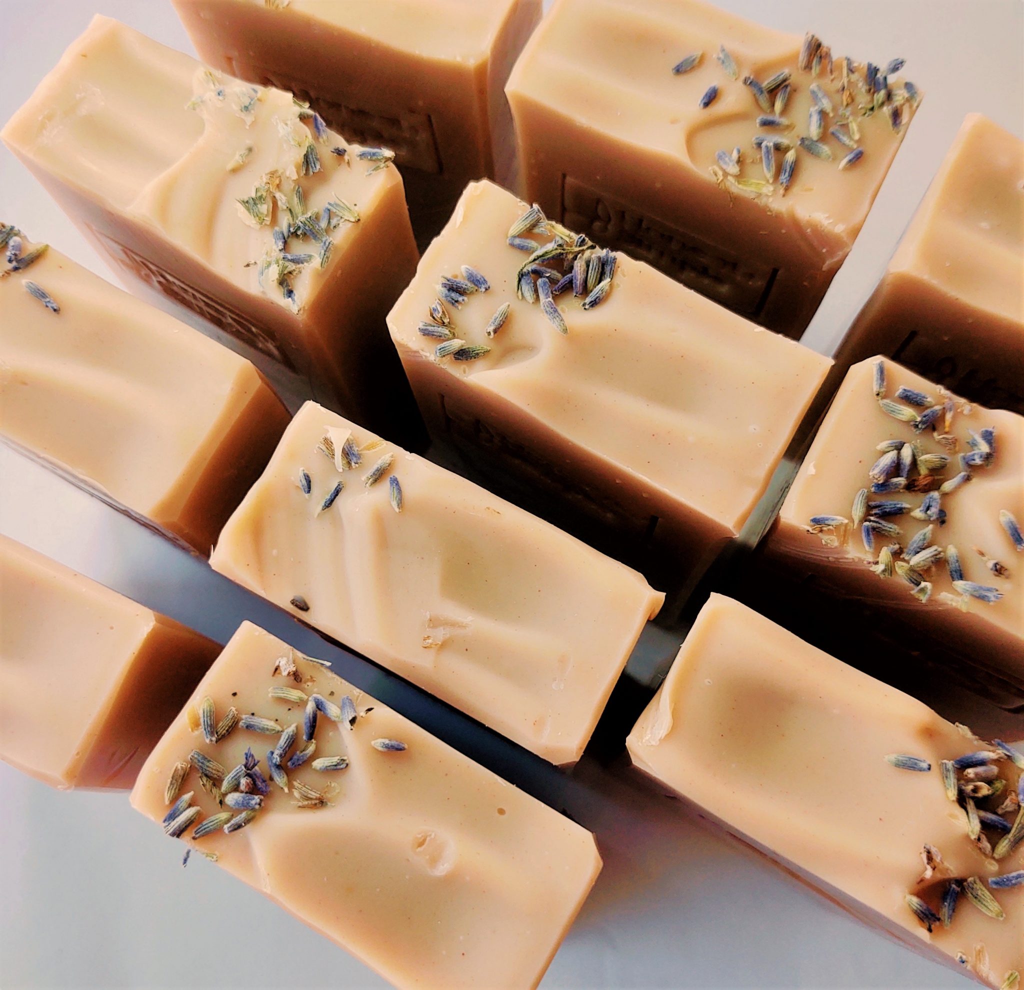 Handmade Soap vs. Commercial Soap Which is Better for Your Skin?