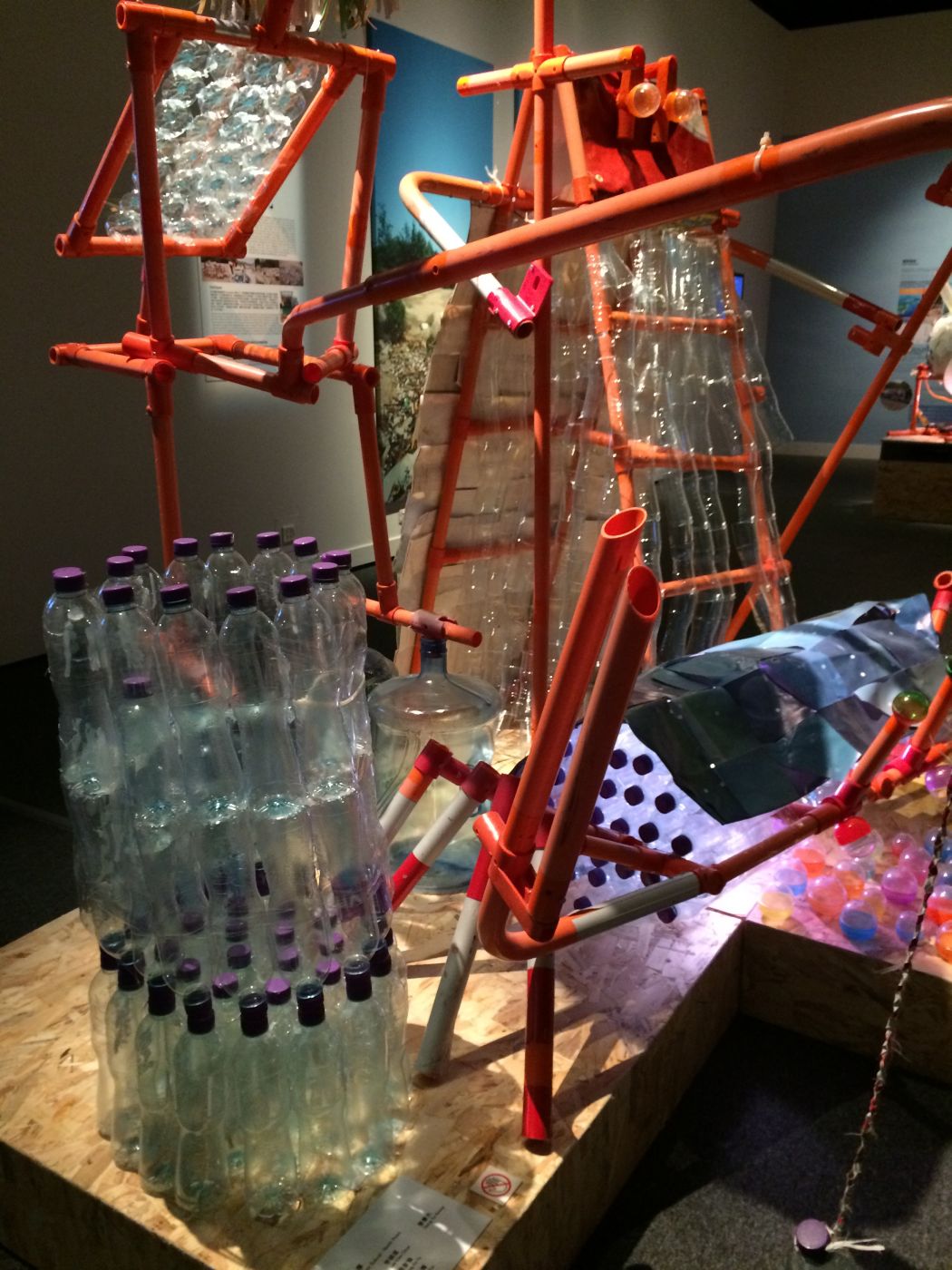 Bottled drinks but no fountain at plastic waste exhibit