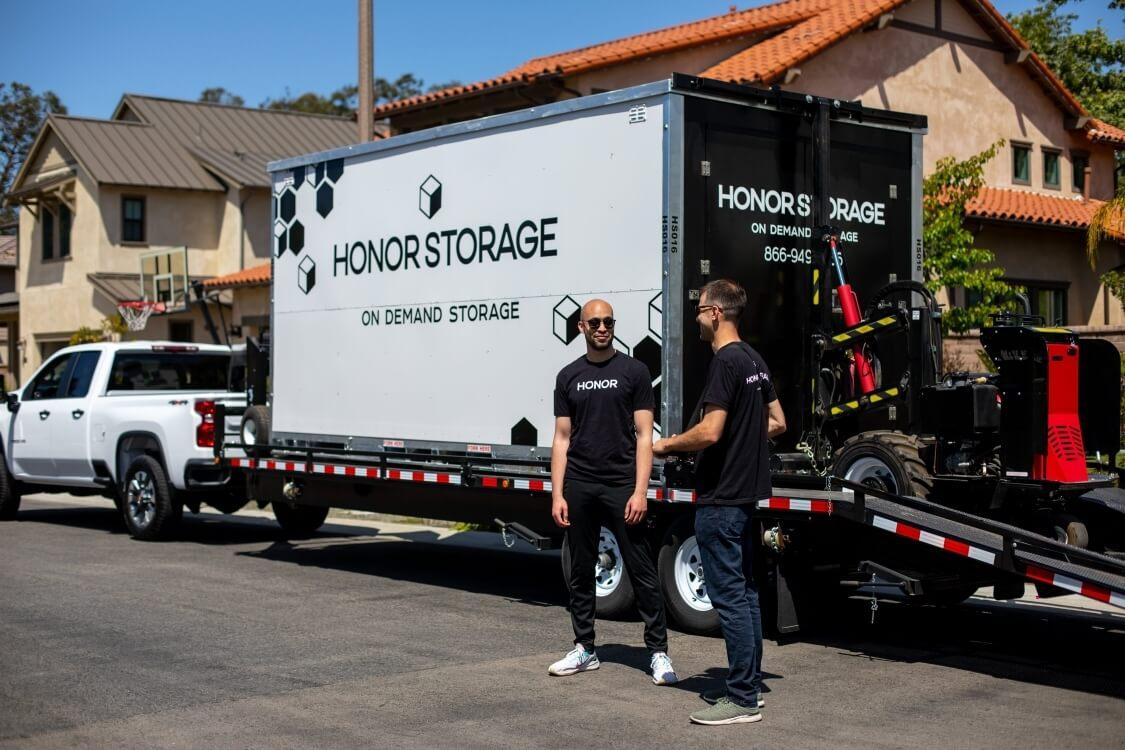 Your Oxnard SelfStorage Experts Honor Storage