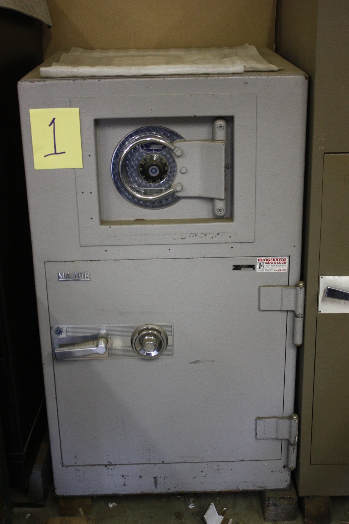 SPARTON SAFES 013 Hoogerhyde Safe & Lock