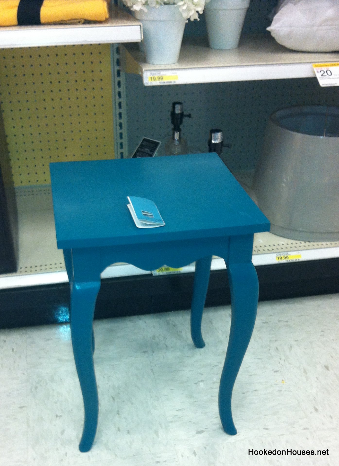 Target tableteal Hooked on Houses