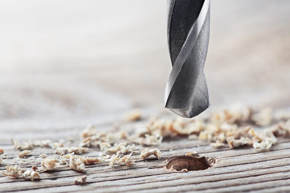 How To Change a Drill Bit Without a Chuck Key? (3 Steps) HookedOnTool