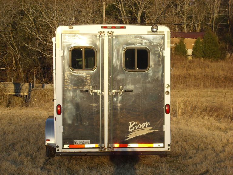 2001 Bison 3 Horse Trailer W/ Living Quarters Hooked Up Trailers
