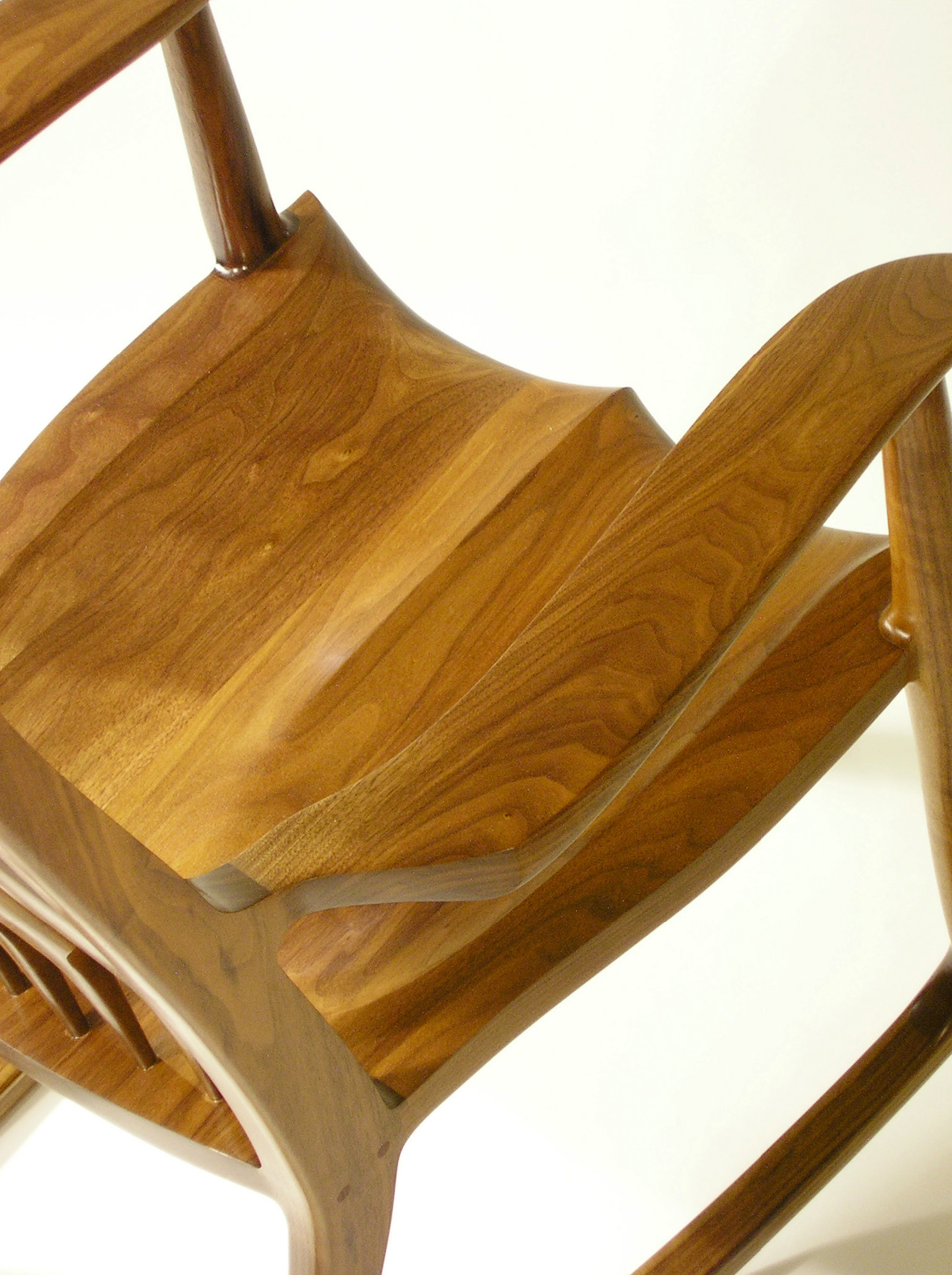 walnut rocker – Hooper Handcrafted
