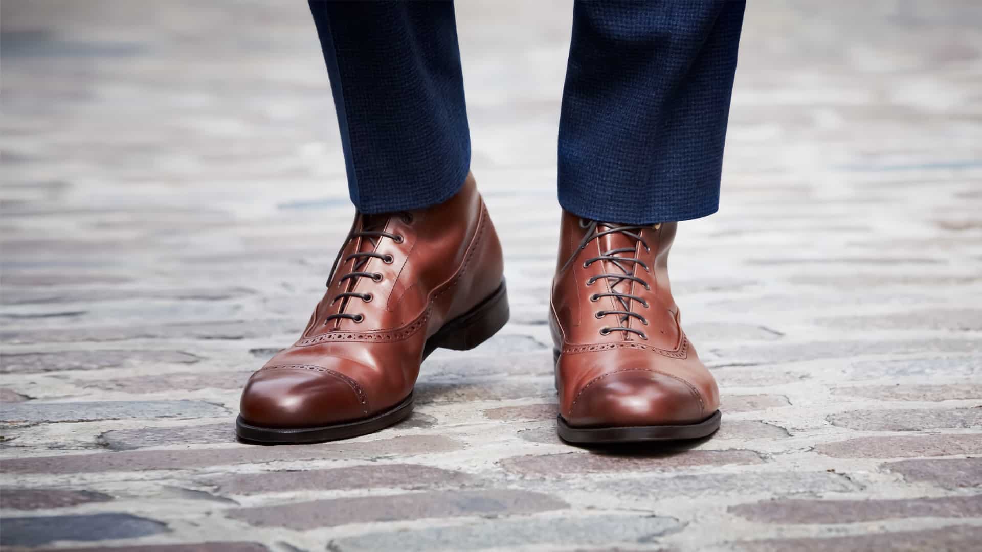 Elevate Your Style The Ultimate Guide to Wearing Boots with a Suit