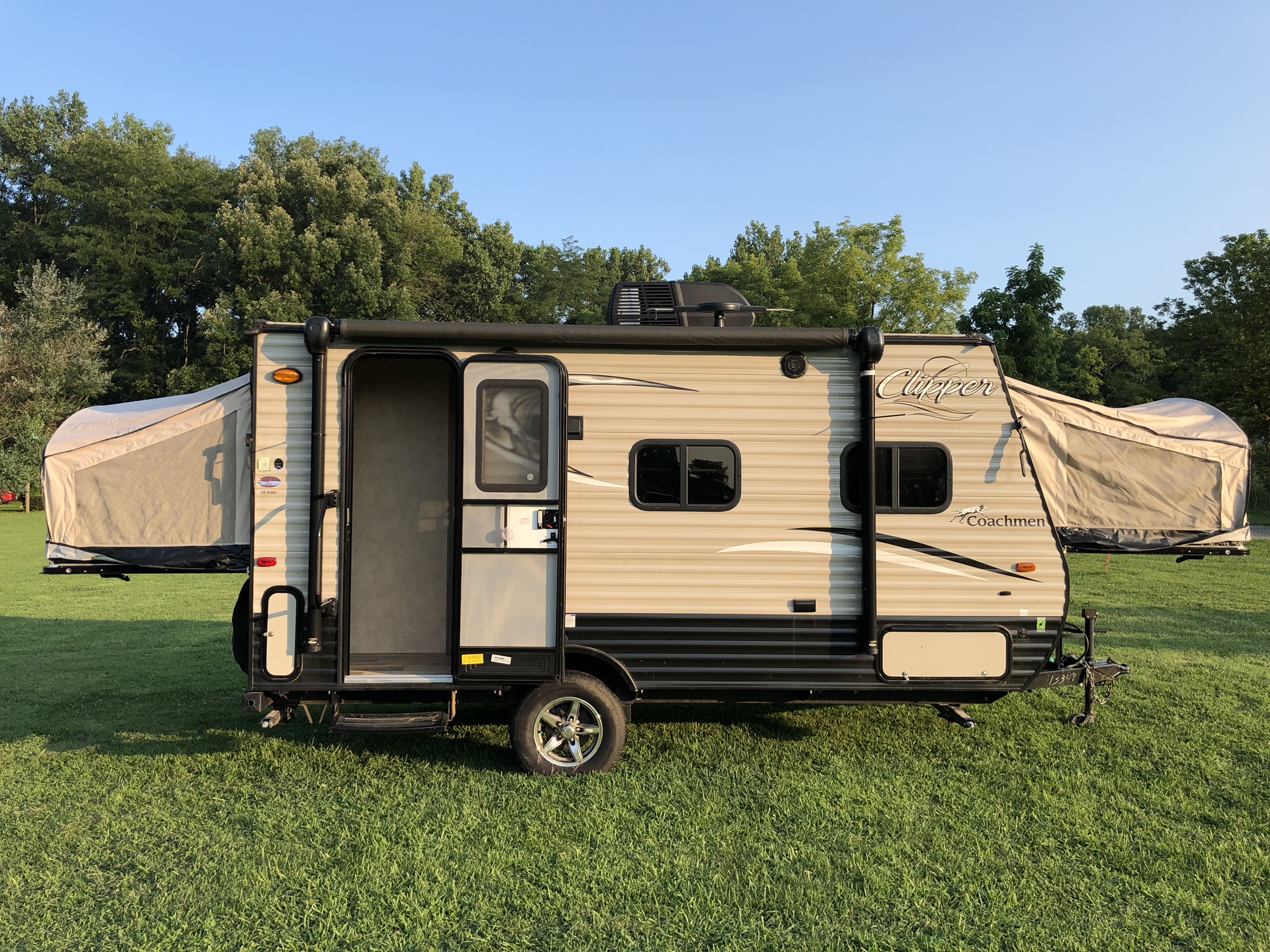 Campers and Hybrids Hoosierland Campground