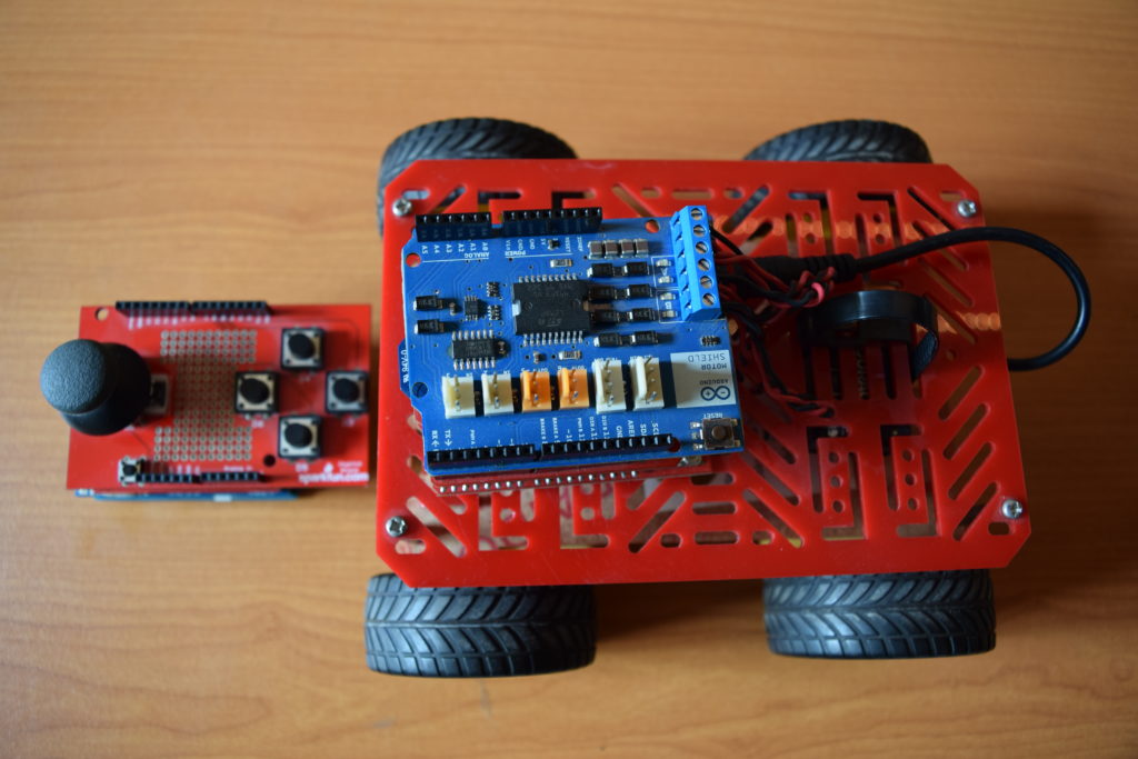 Arduino Xbee remote control car horazmakes