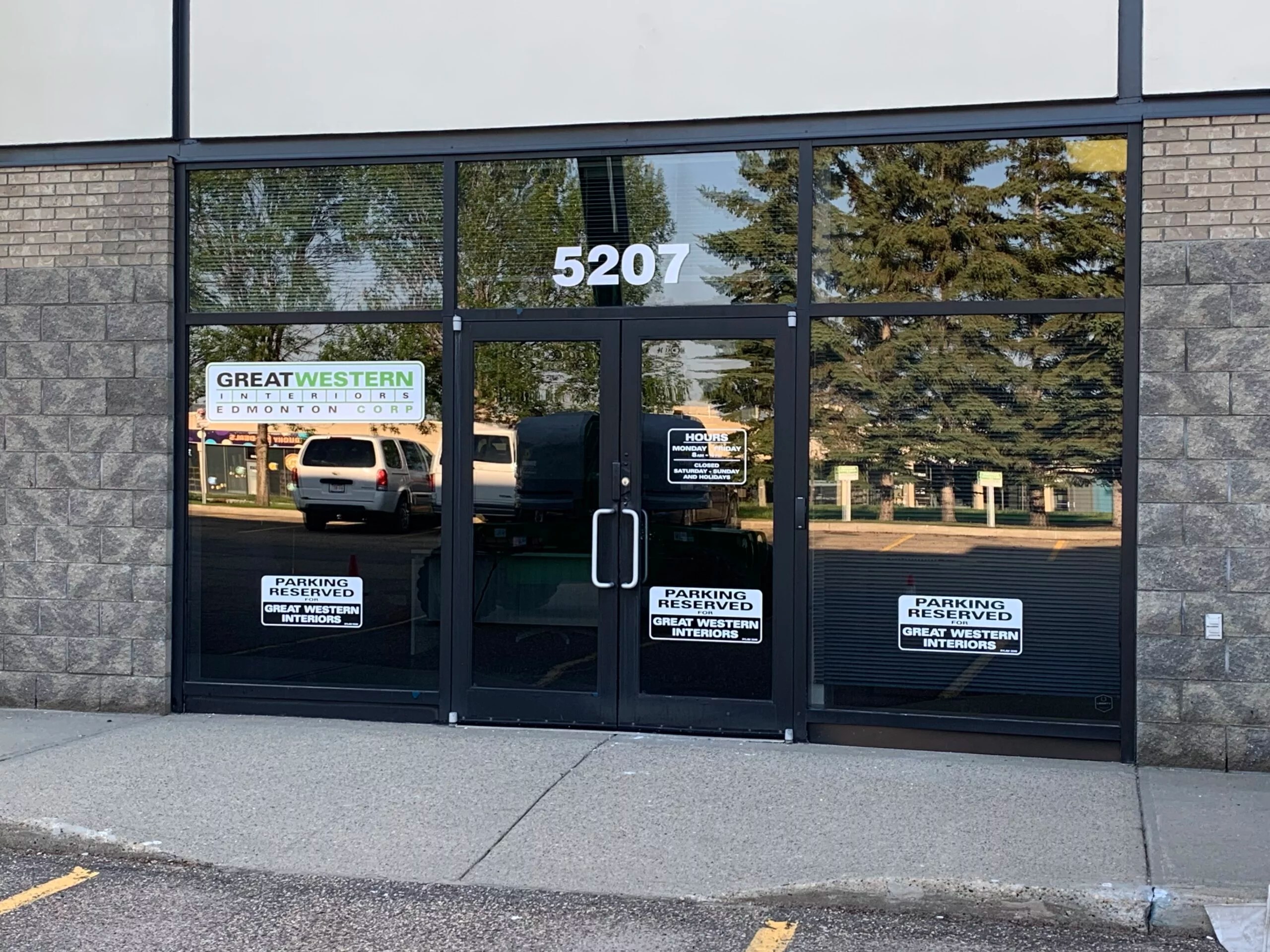 Window Graphics Edmonton Custom Decals for Windows Vinyl Window Decal