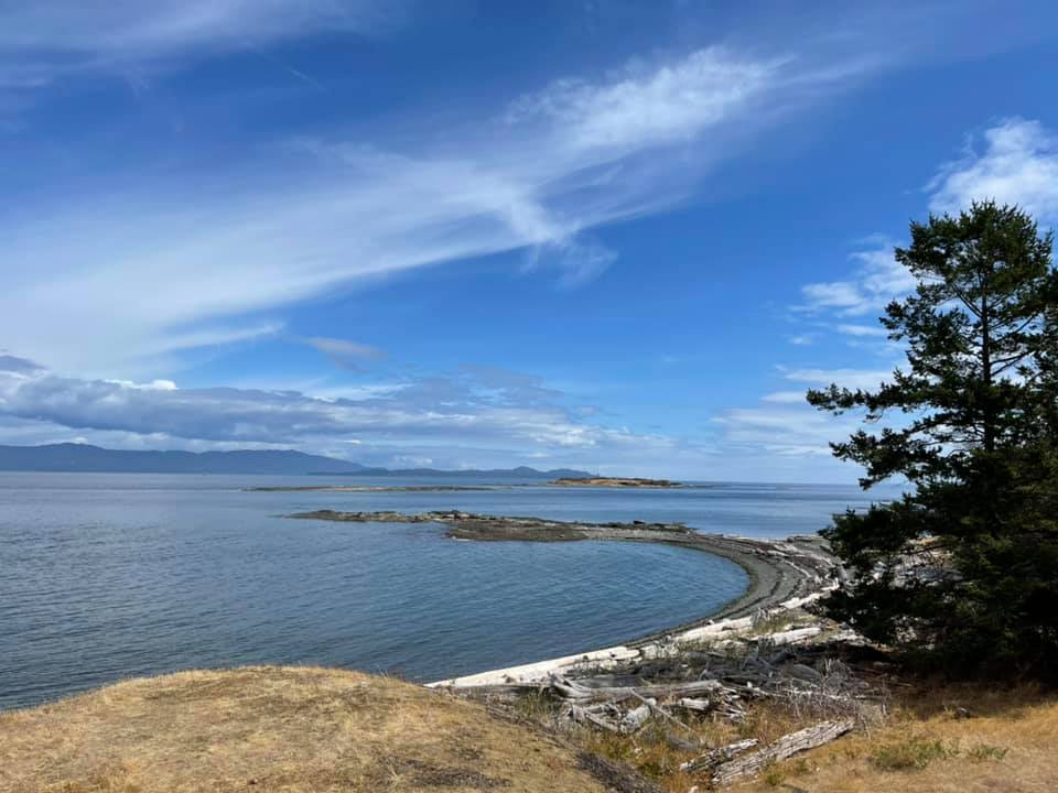 Hornby Island Tudor House Premier Vacation Rental & Mountain Bike Getaway
