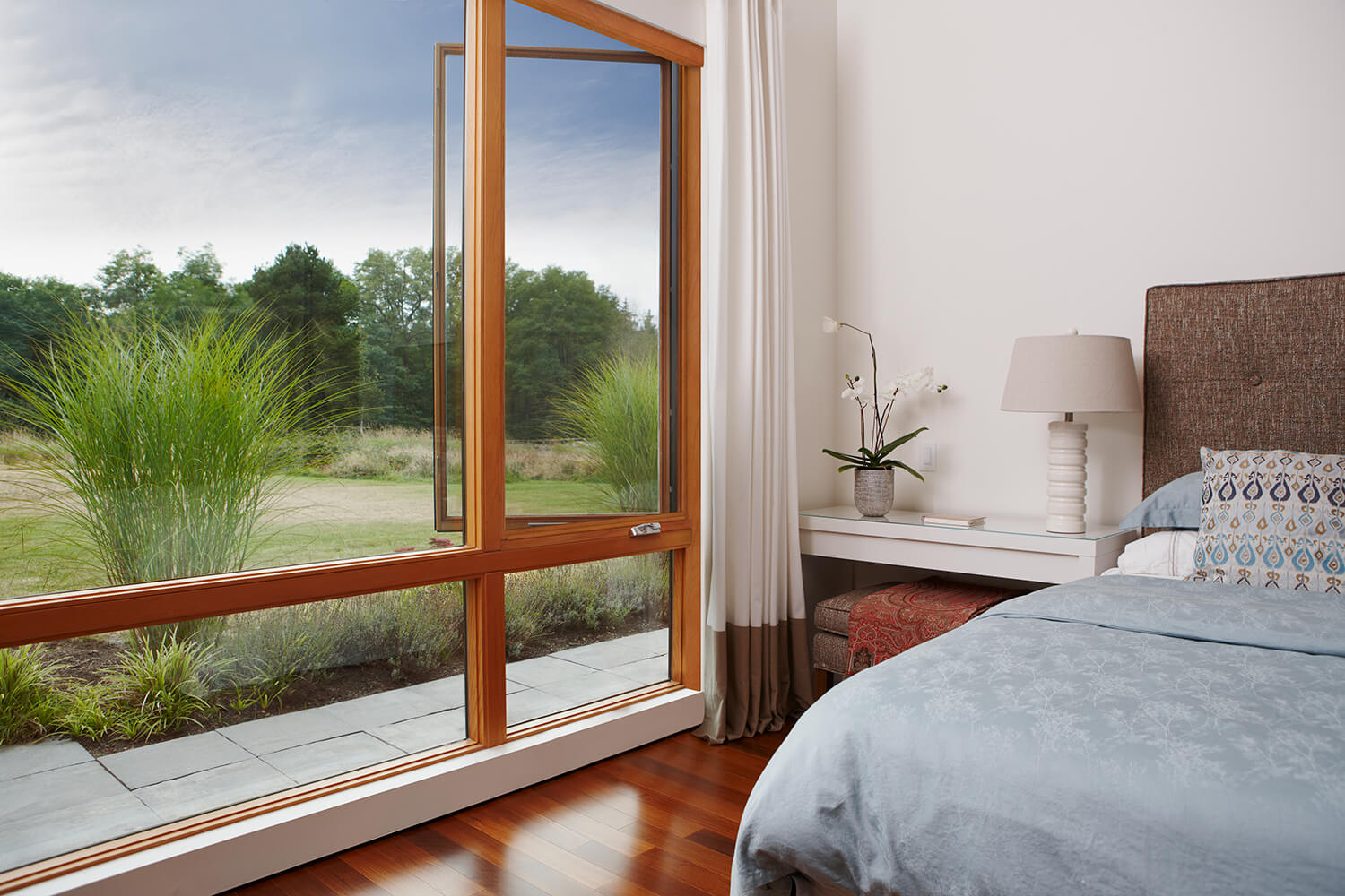 Connect With The Outdoors 10 Things To Love About Phantom Screens Horner Millwork