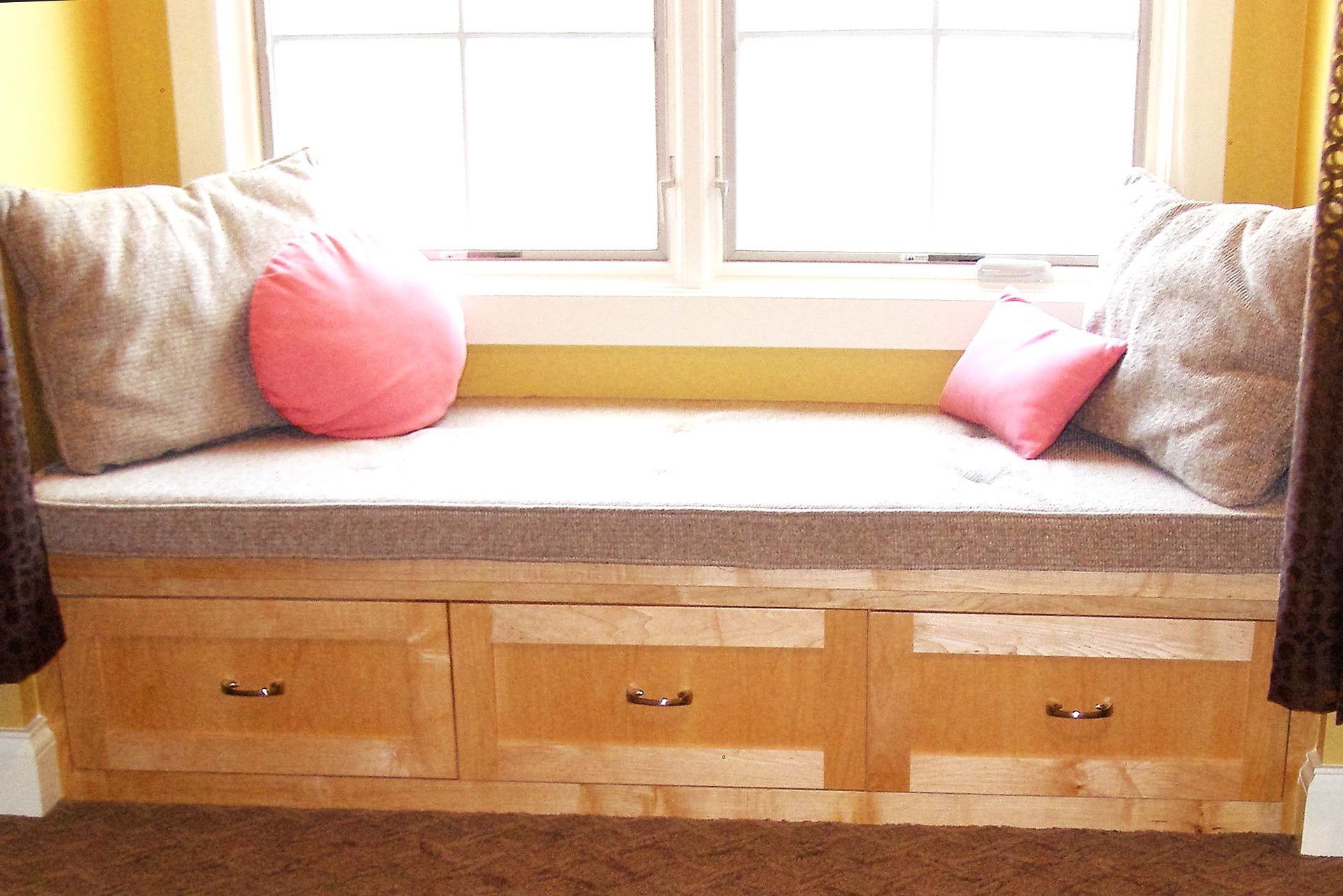 Small Space Horst Works