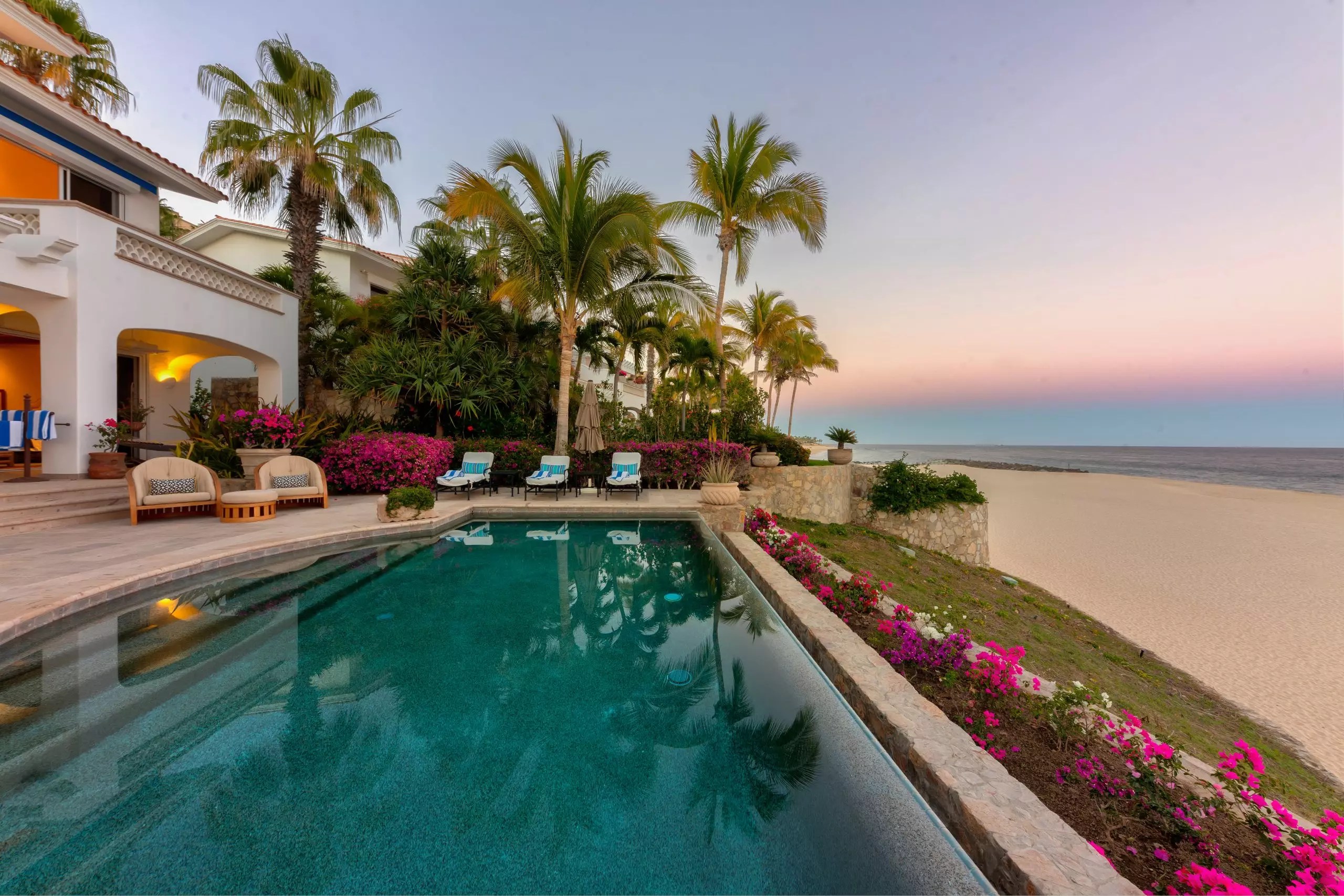 Villa Sea Breeze Luxury Villas & Private Tours