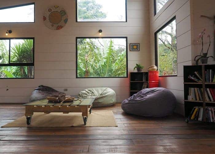 3 BEST Hostels in Monteverde, Costa Rica 2023 (for SoloTravel + Map)